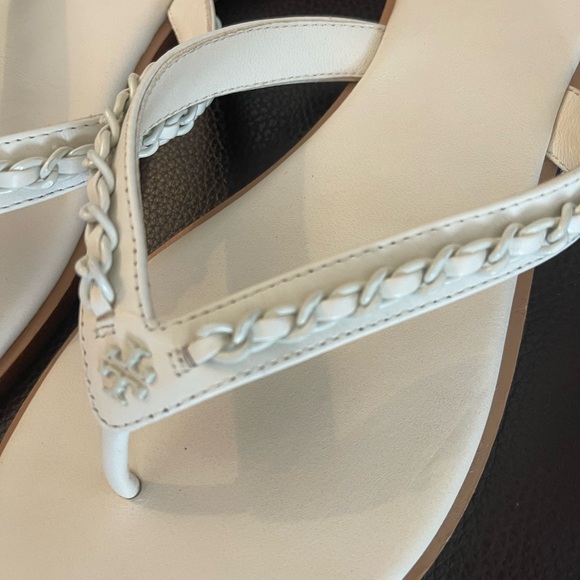 NEW Tory Burch Everly Chain Thong Sandal - Picture 4 of 12